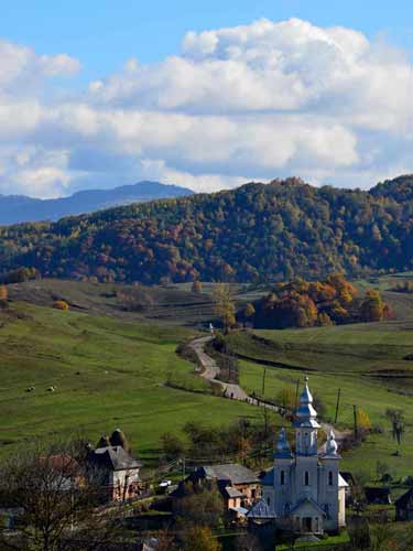 Foto Drumul spre Rohia (c) Lucian Petru Goja